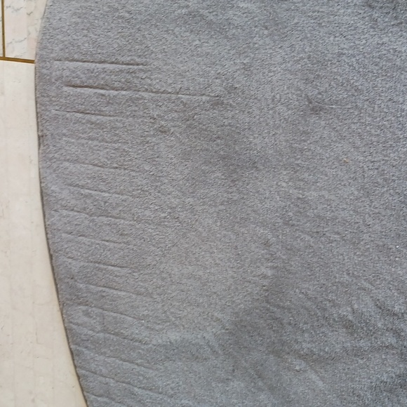 BMW factory floor mat,passenger side only,oyster gray,2004 325ci,New fastners - Picture 2 of 13